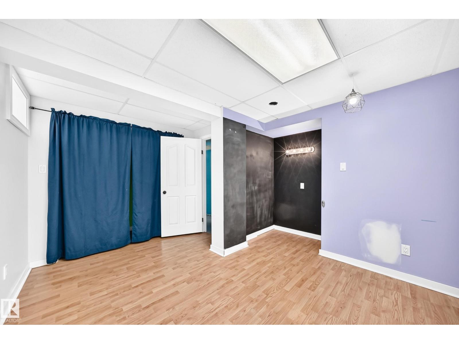 216 COTTONWOOD AV - Image 34