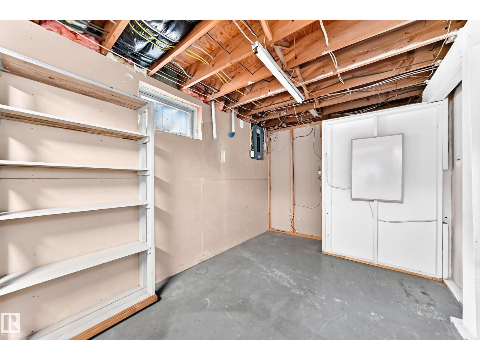 216 COTTONWOOD AV - Image 39