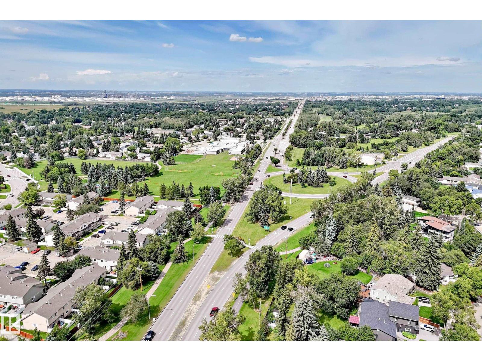 216 COTTONWOOD AV - 63