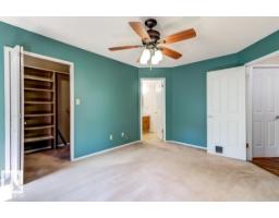 3908 28 Av Nw, Edmonton, AB T6L6E4 Photo 24