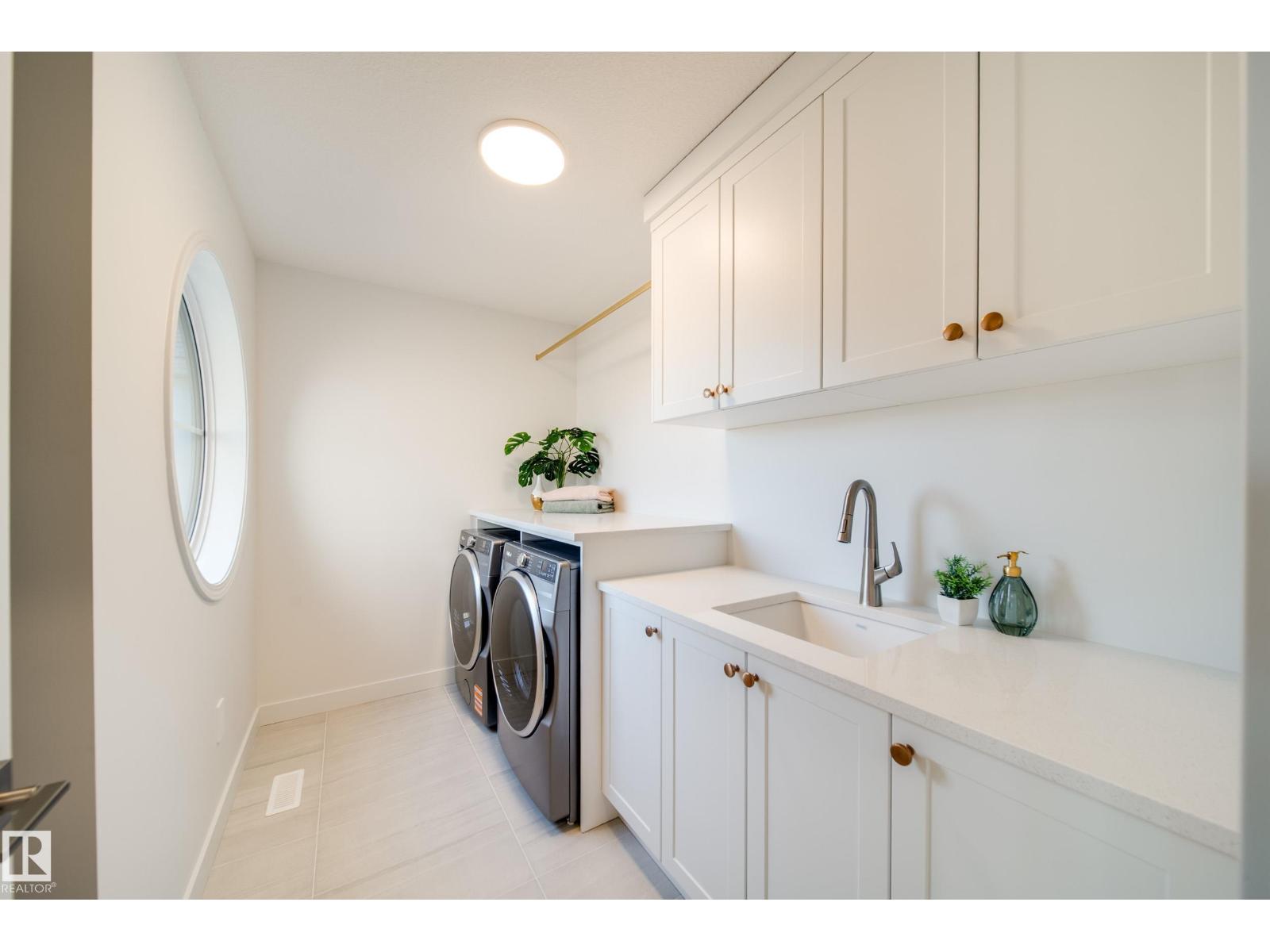 54 Clichy CL - Image 26
