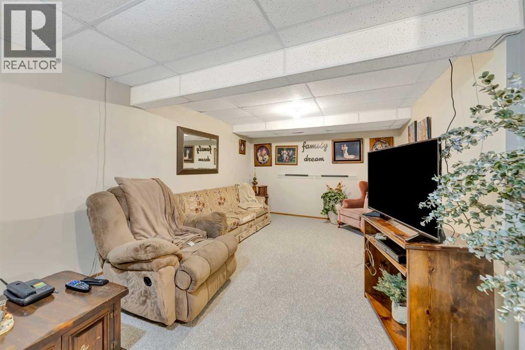 5209 47 Street - Image 22