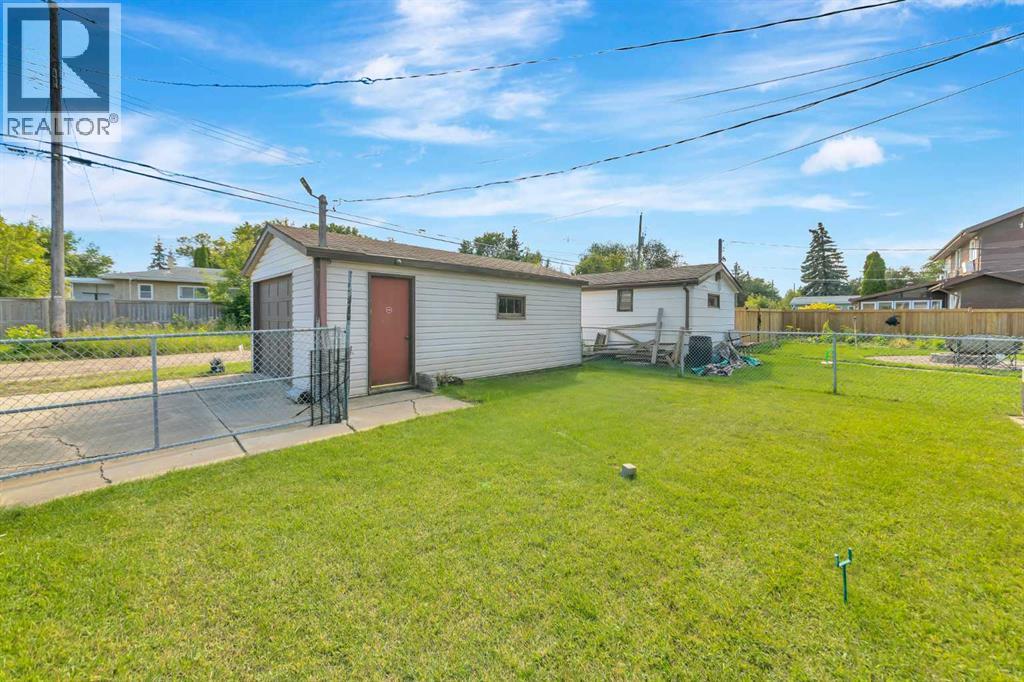 5209 47 Street - Image 36