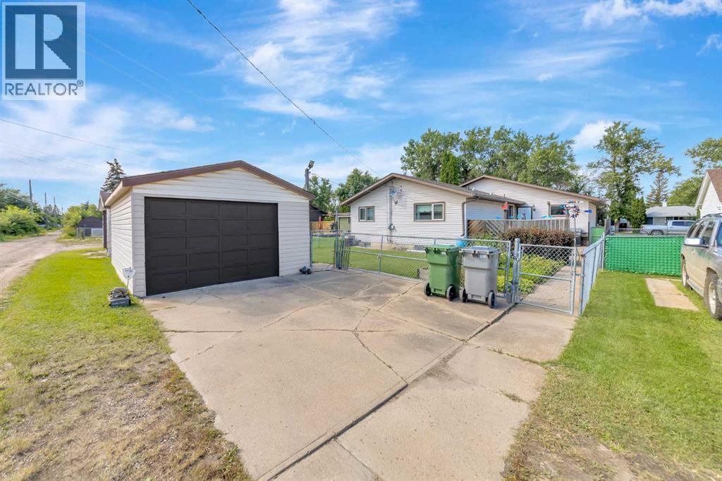 5209 47 Street - 39