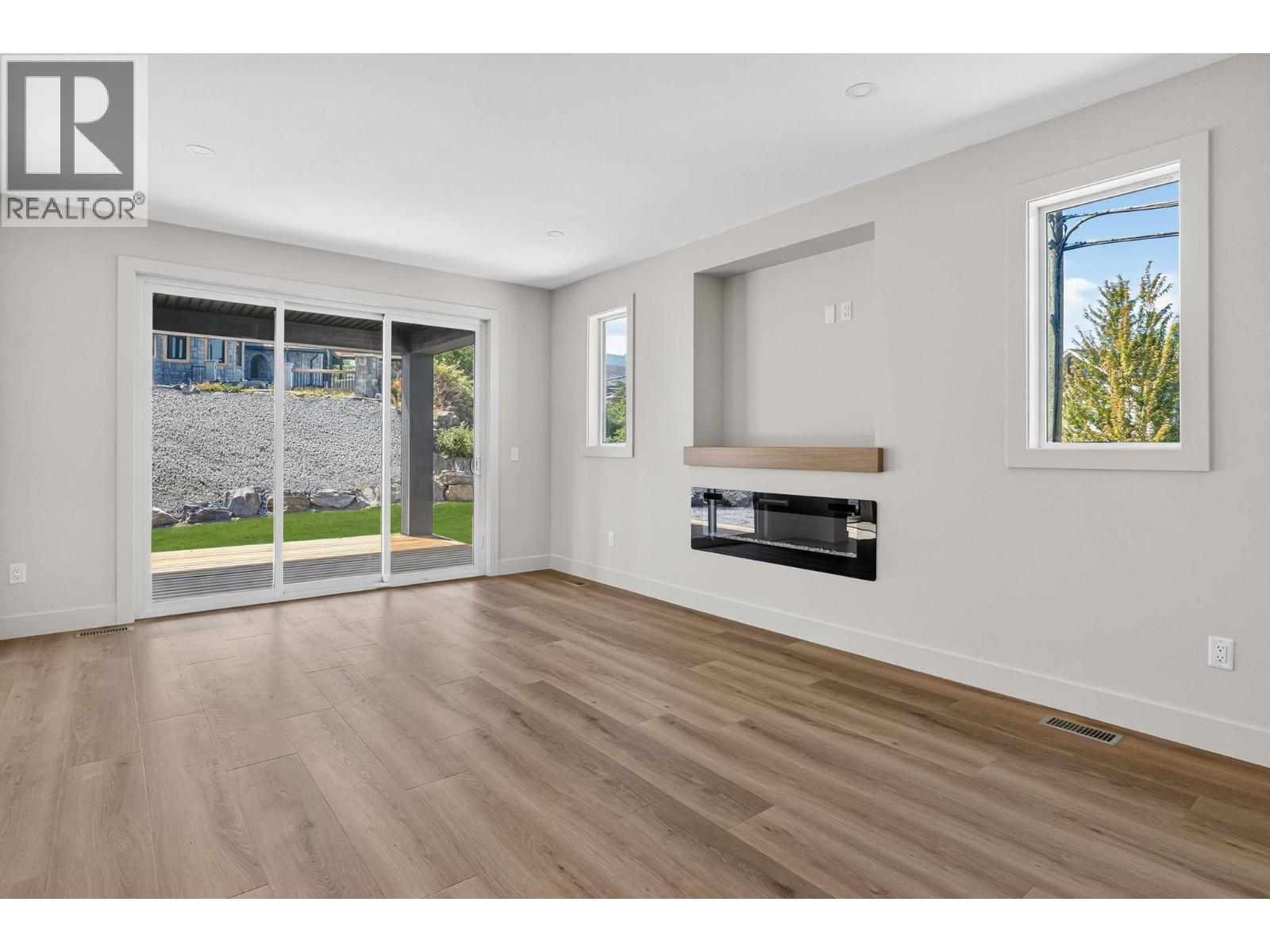 485 Sheila Crescent - 10