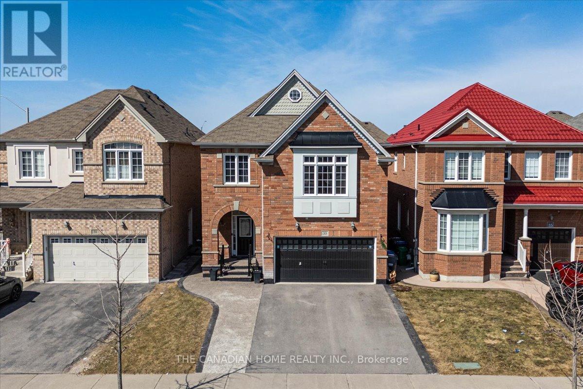 Photo of 33 Denali Crescent