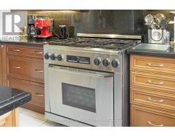 24 Aristocrat Road, Brampton, ON L6P1X7 Photo 13