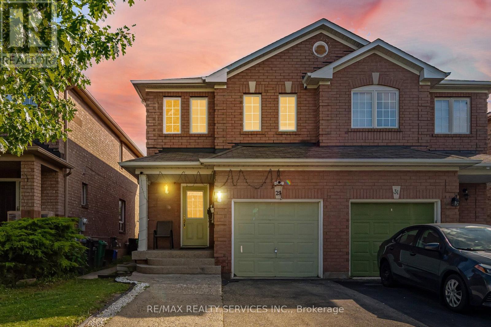 29 LONESTAR CRESCENT - 1