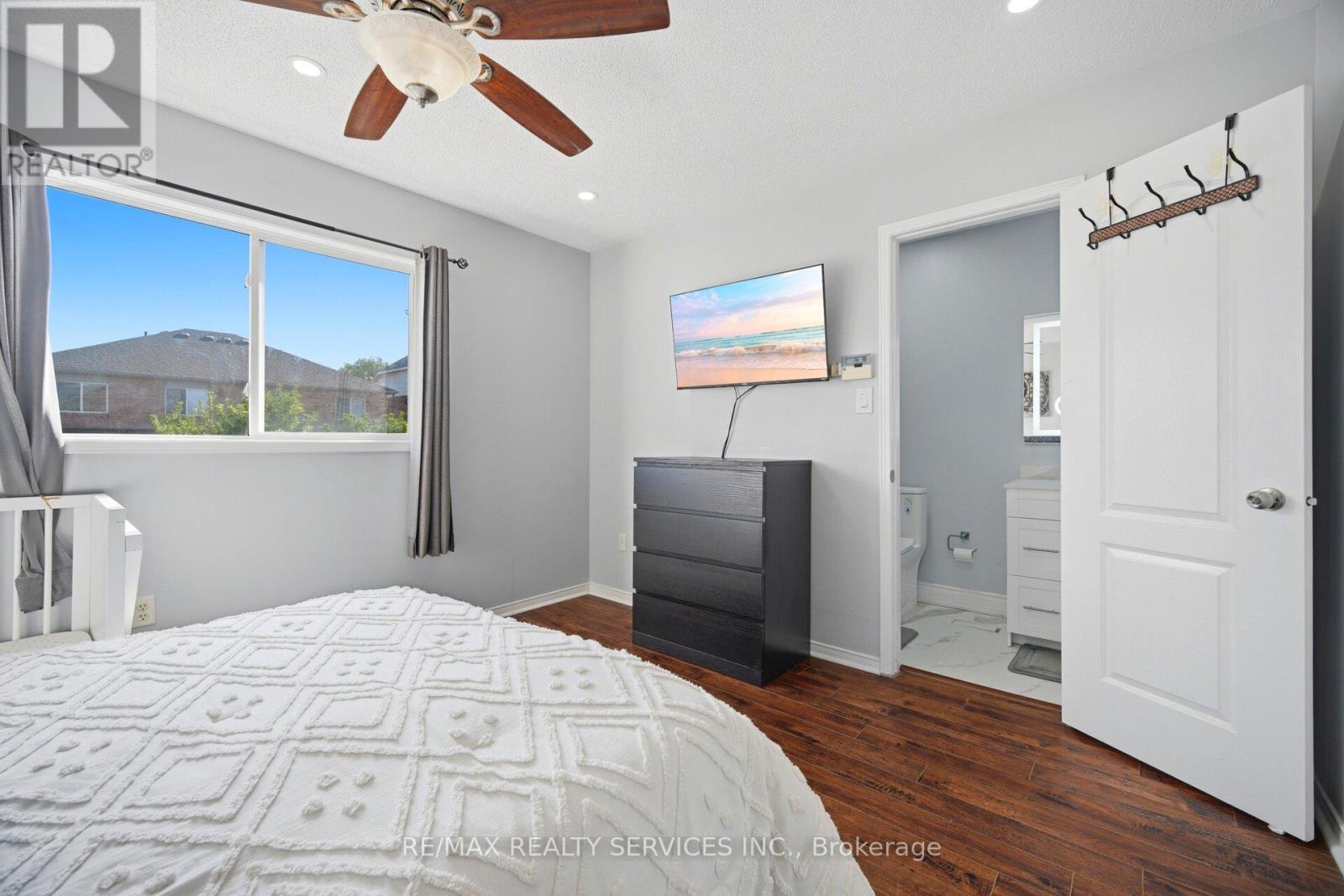 29 LONESTAR CRESCENT - 27