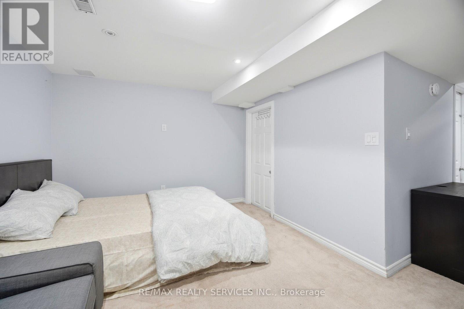 29 LONESTAR CRESCENT - 43