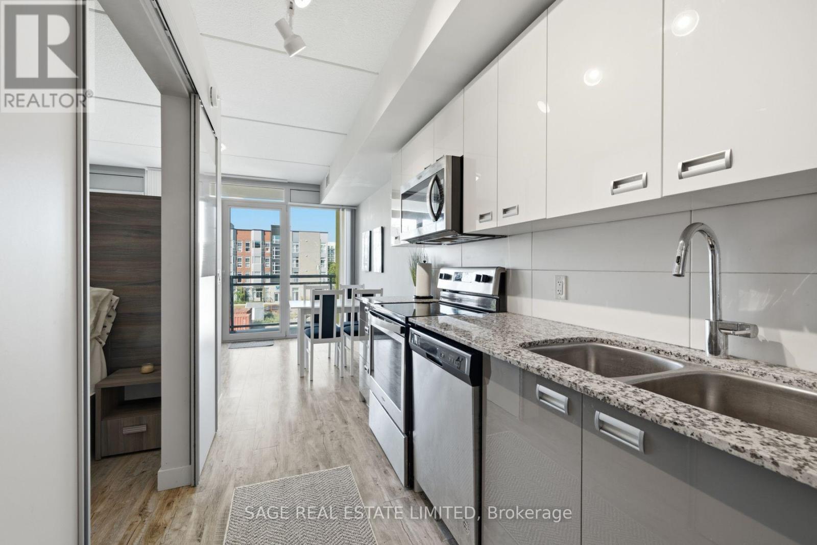 424 - 257 HEMLOCK STREET — photo 3