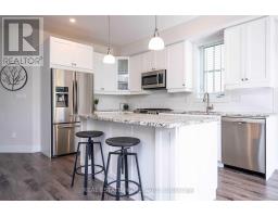222 Yellow Birch Avenue, Blue Mountains, ON L9Y0R4 Photo 10