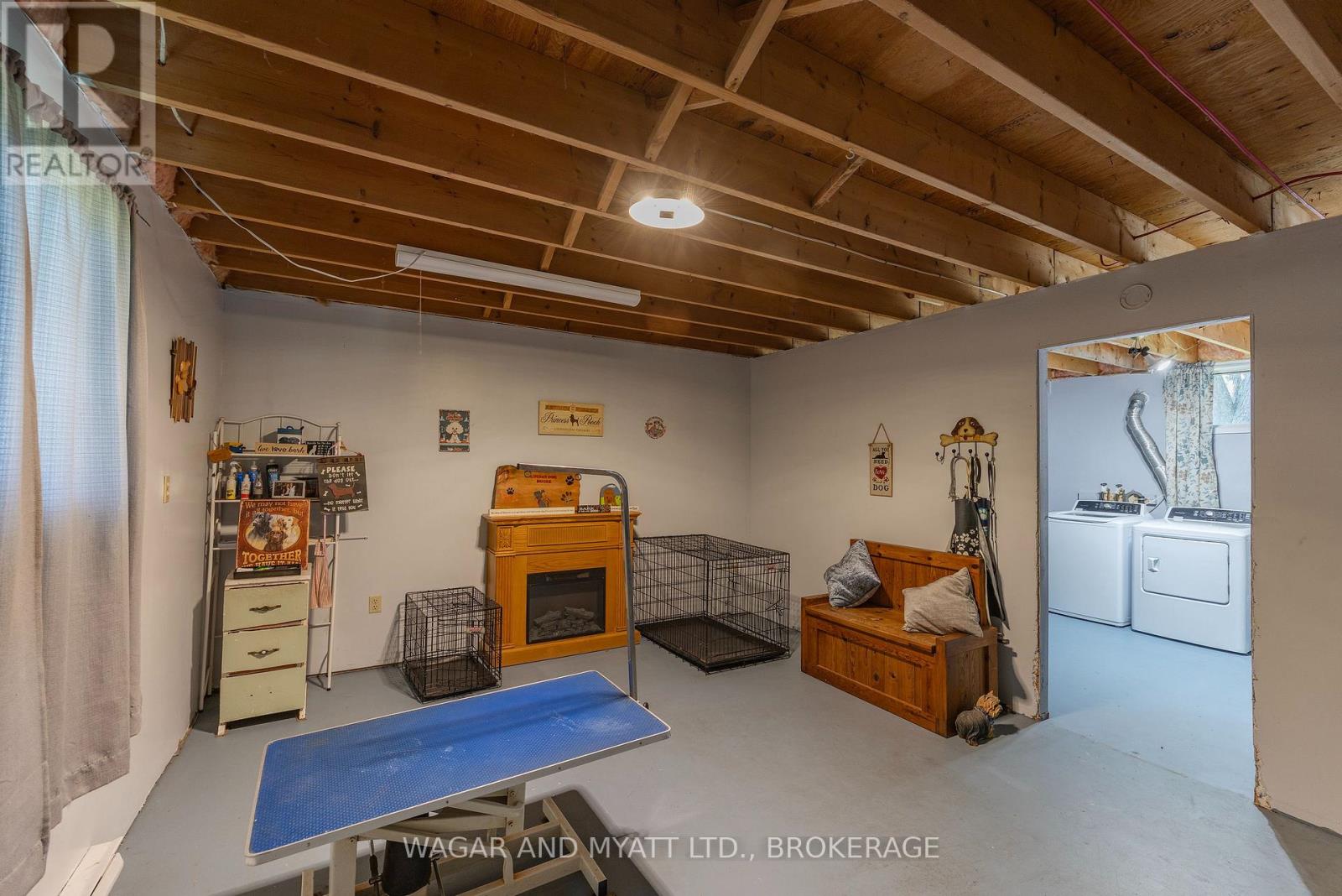 39 RIVERVIEW DRIVE - 48