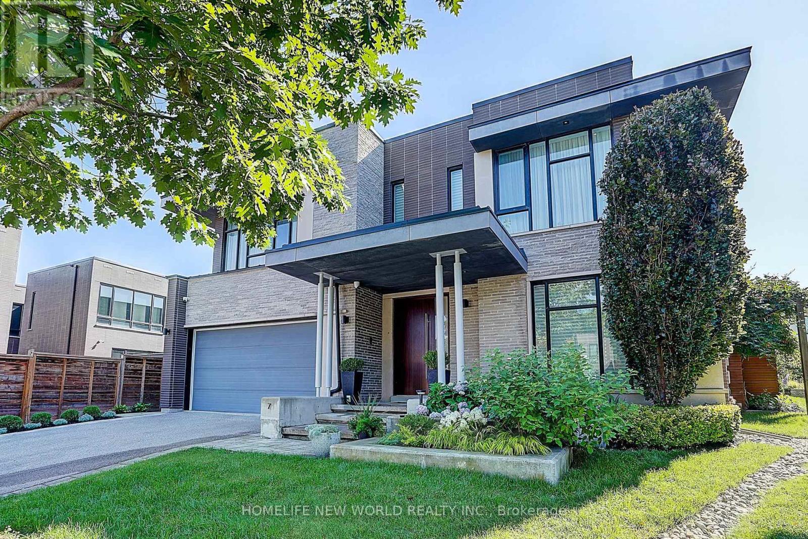 7 VALLIERE PLACE W - 2