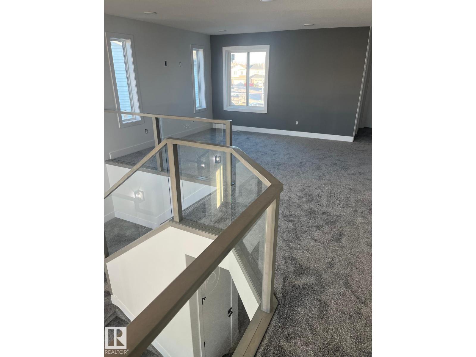 2 Southbridge Court - 9