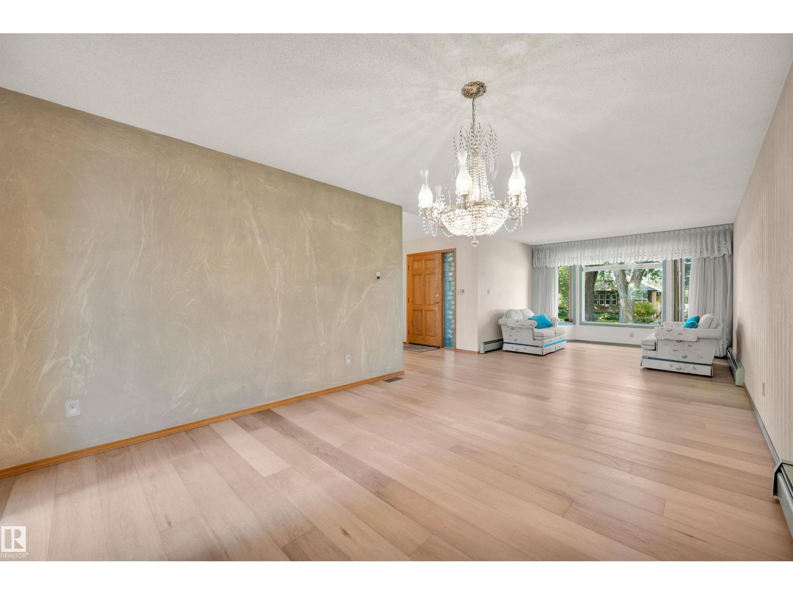 10155 74 Street NW - Photo 10