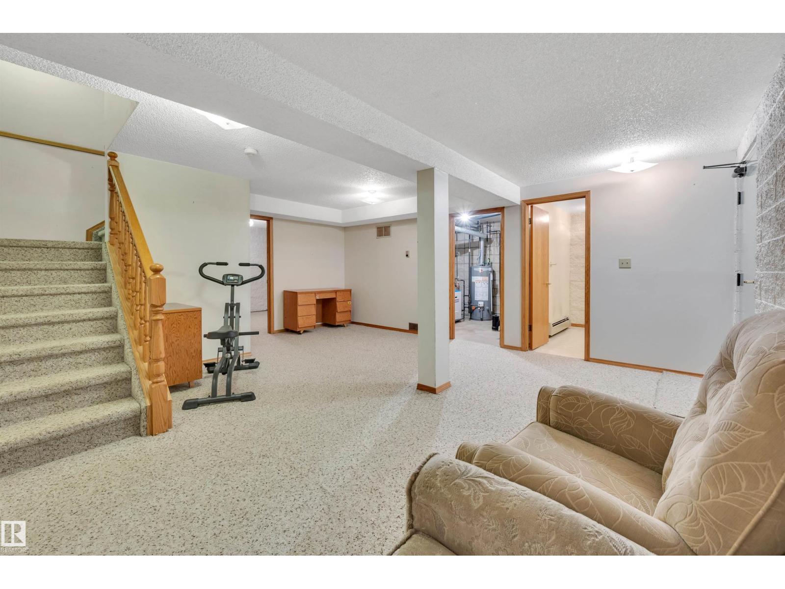 10155 74 Street NW - Photo 38