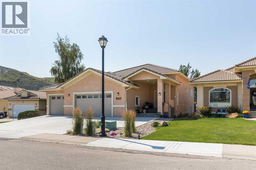 319 Canyon Boulevard W - 6