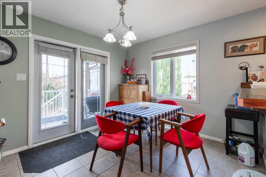 607 52 Avenue Close - Image 12