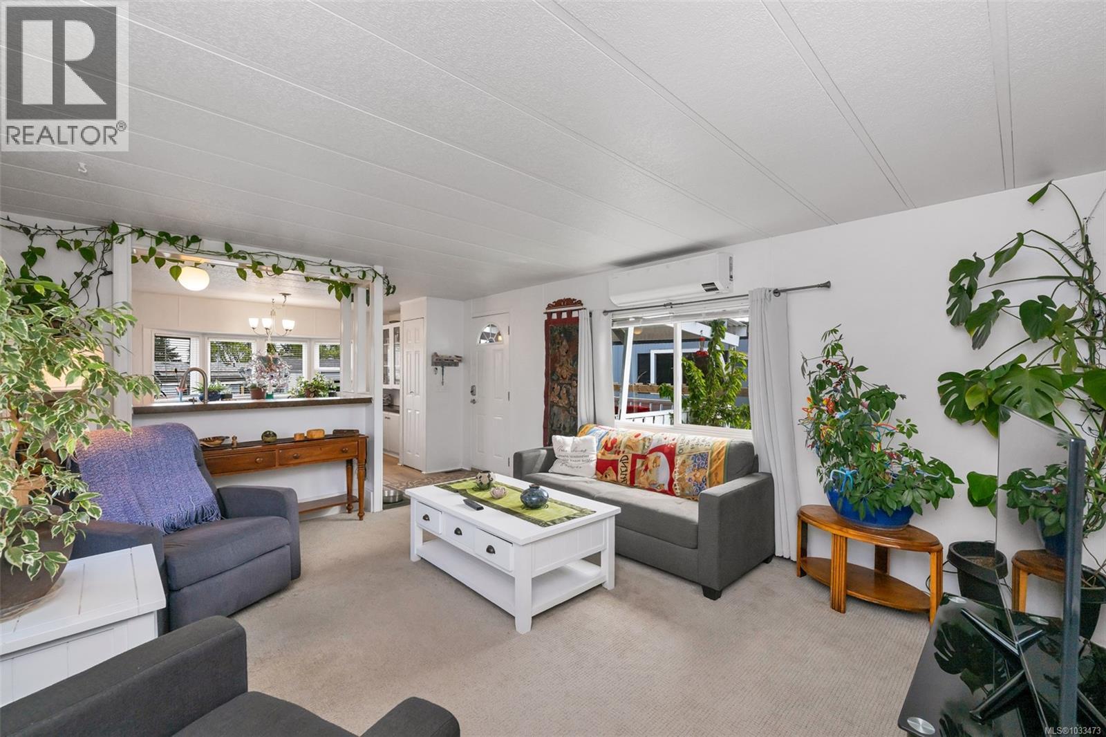 4 1498 Admirals Rd, View Royal — photo 3