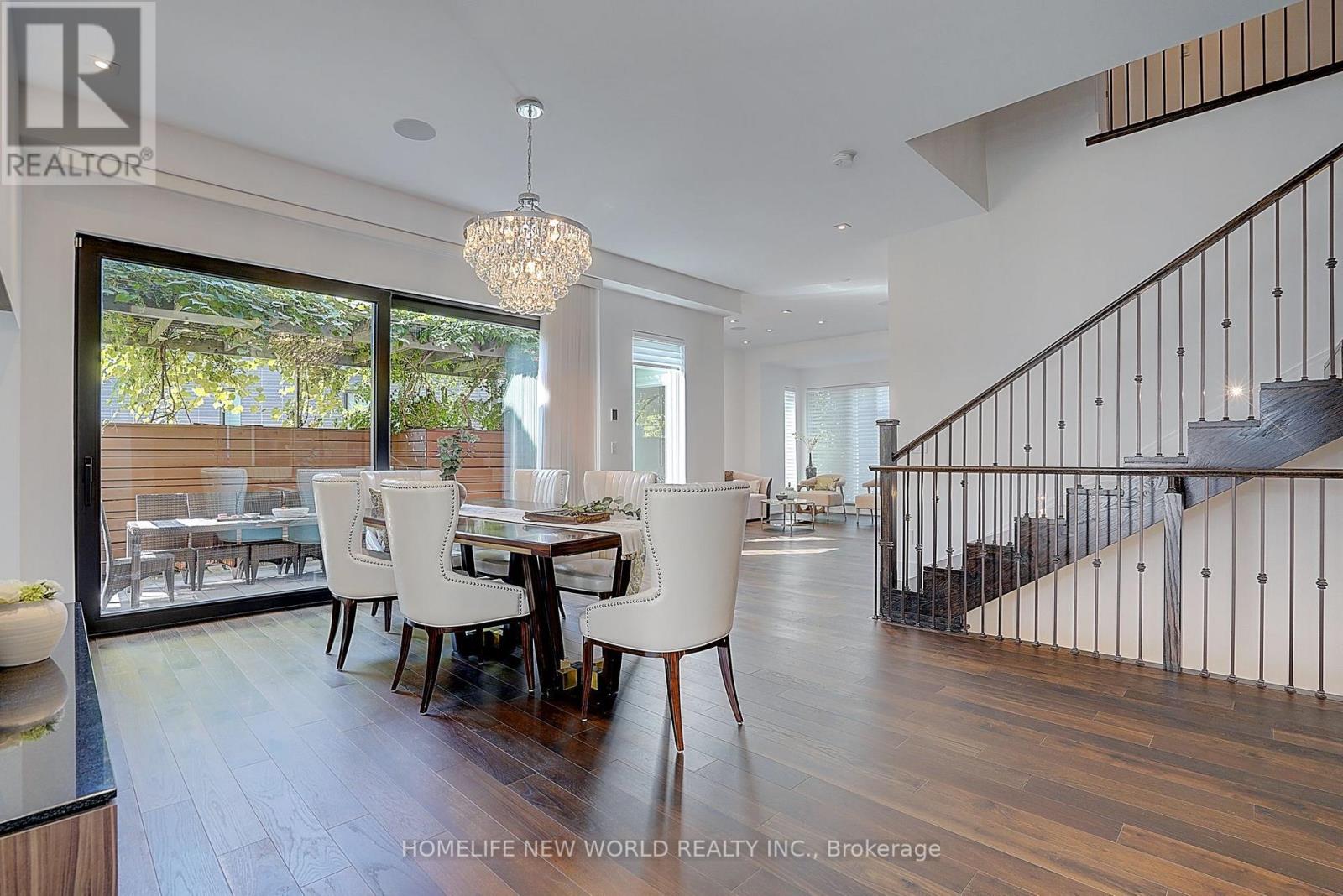 7 VALLIERE PLACE W - Image 11