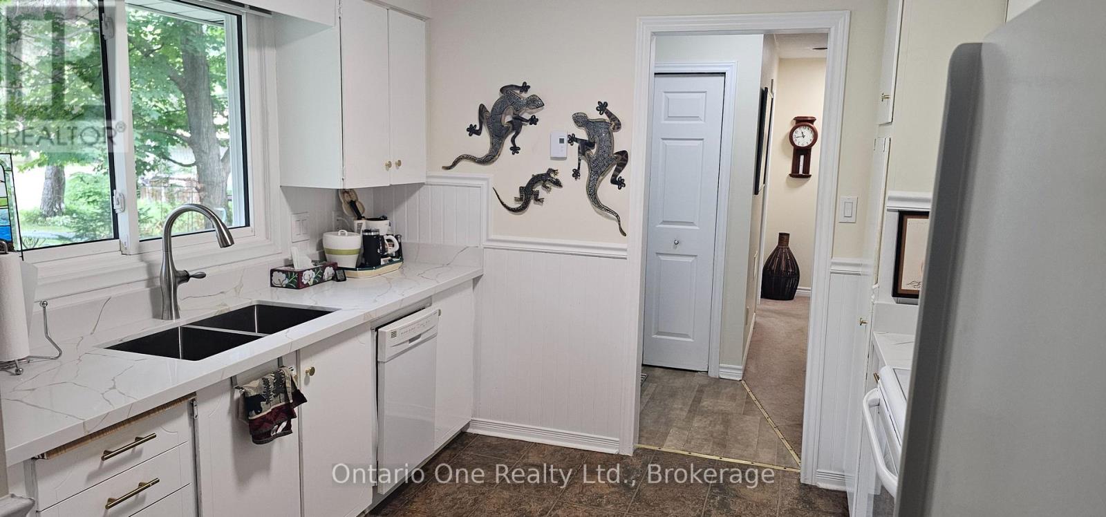 150 LOFTY PINES CRESCENT - Image 7