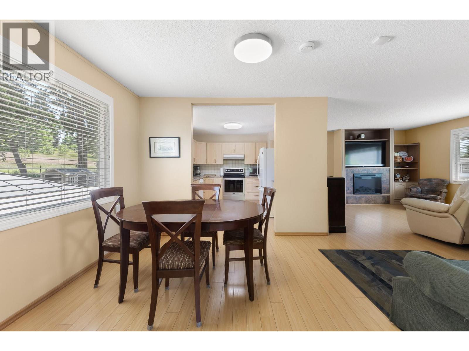  2545 Colleen Road, West Kelowna