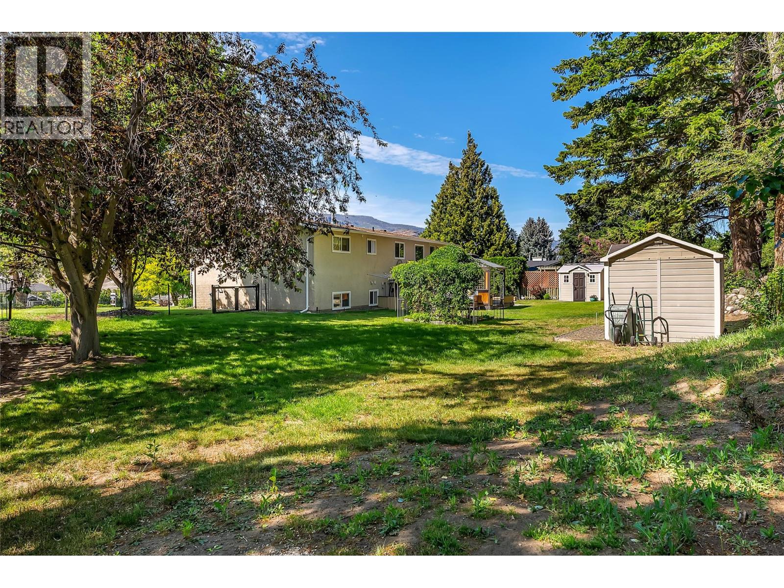  2545 Colleen Road, West Kelowna