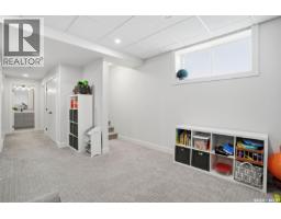 250 Skopik Crescent, Saskatoon, SK S7V0V7 Photo 26
