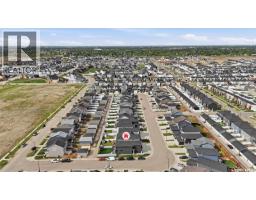 250 Skopik Crescent, Saskatoon, SK S7V0V7 Photo 46