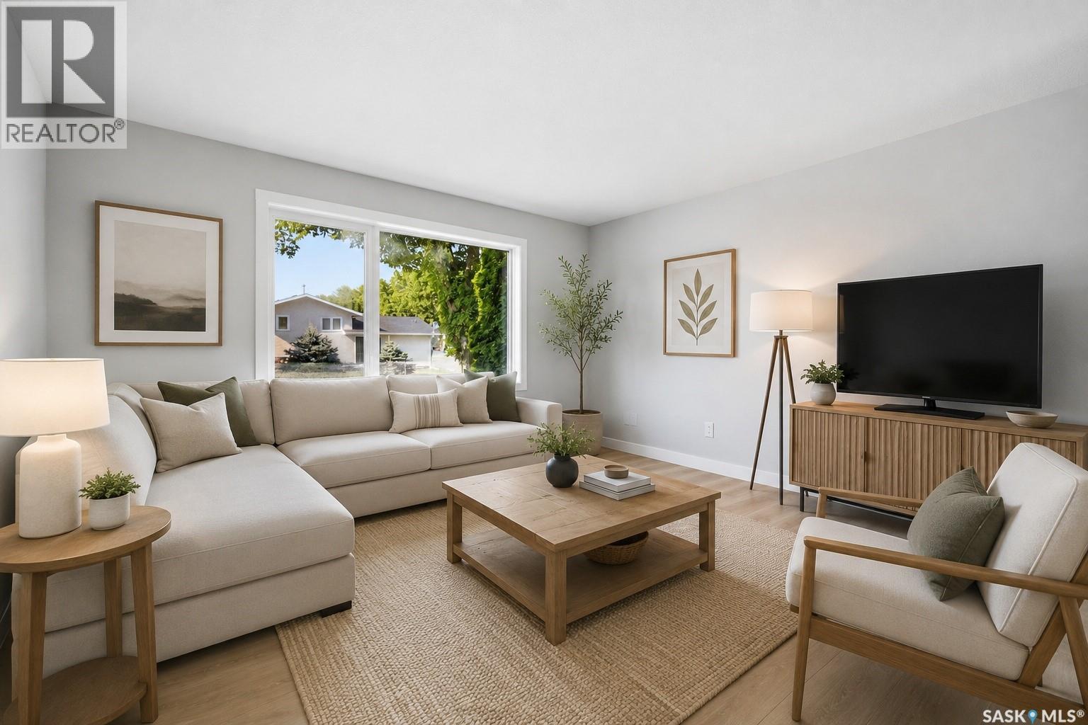 402 Fulton DRIVE - 2