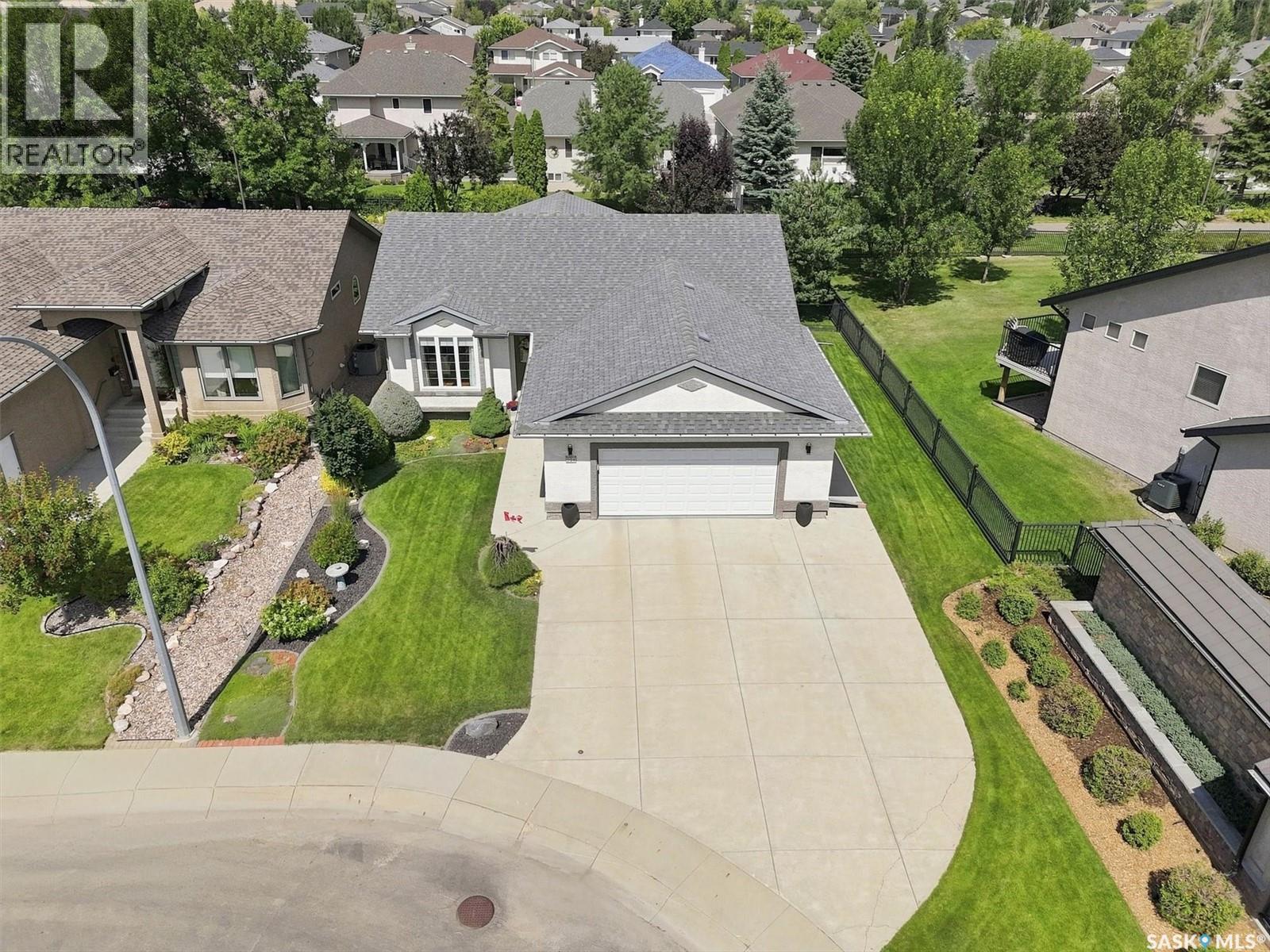 226 BROOKDALE CRESCENT, Saskatoon — photo 3