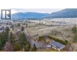 1214 Lambert Drive, Penticton, BC V2A8Y5 Photo 15