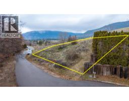 1214 Lambert Drive, Penticton, BC V2A8Y5 Photo 17