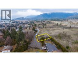1214 Lambert Drive, Penticton, BC V2A8Y5 Photo 20