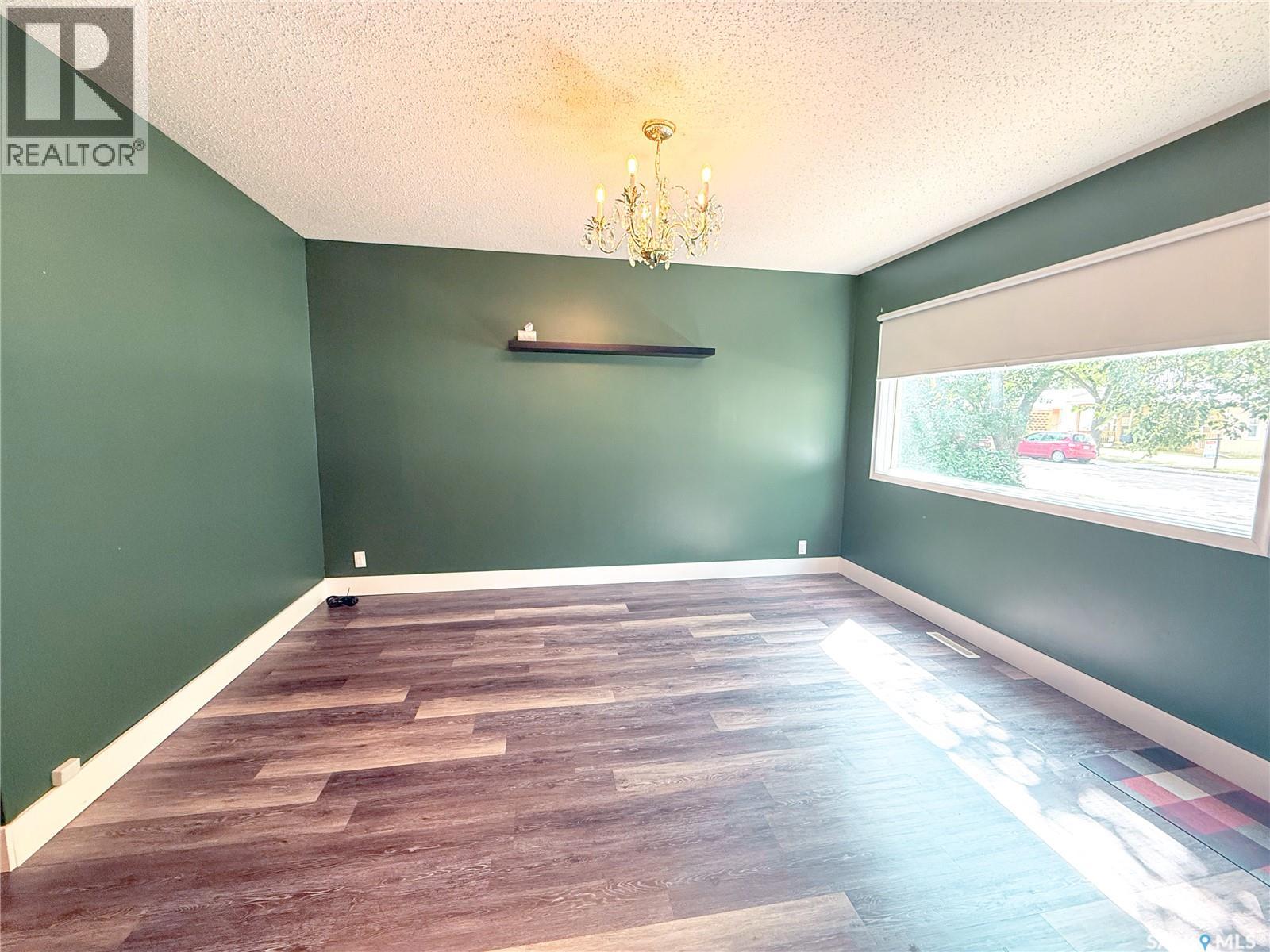 430 3rd STREET E - 13