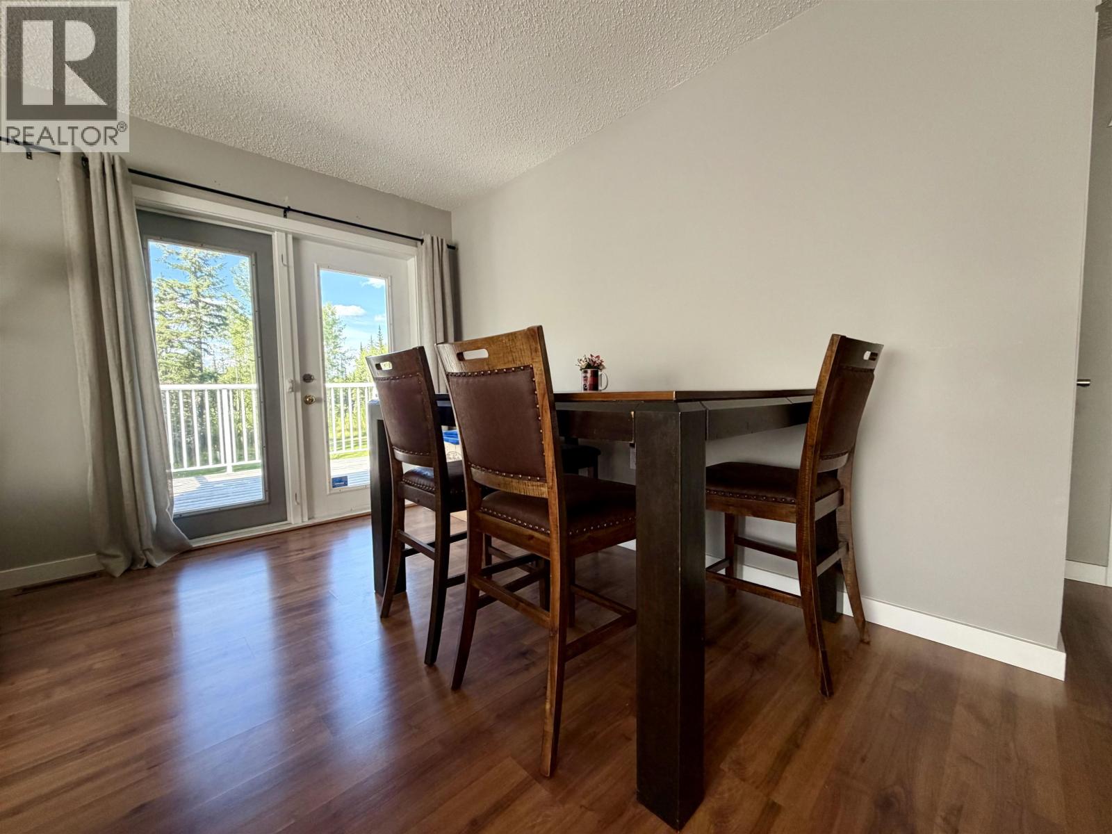 8490 LOUISE DRIVE - 10