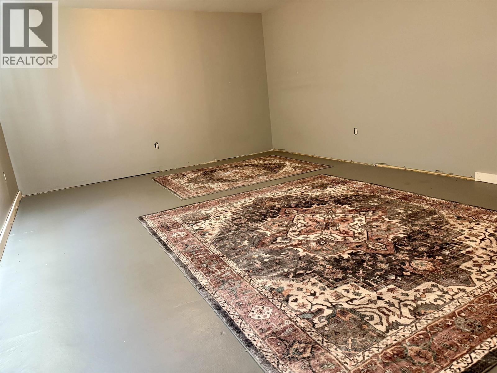 8490 LOUISE DRIVE - 18