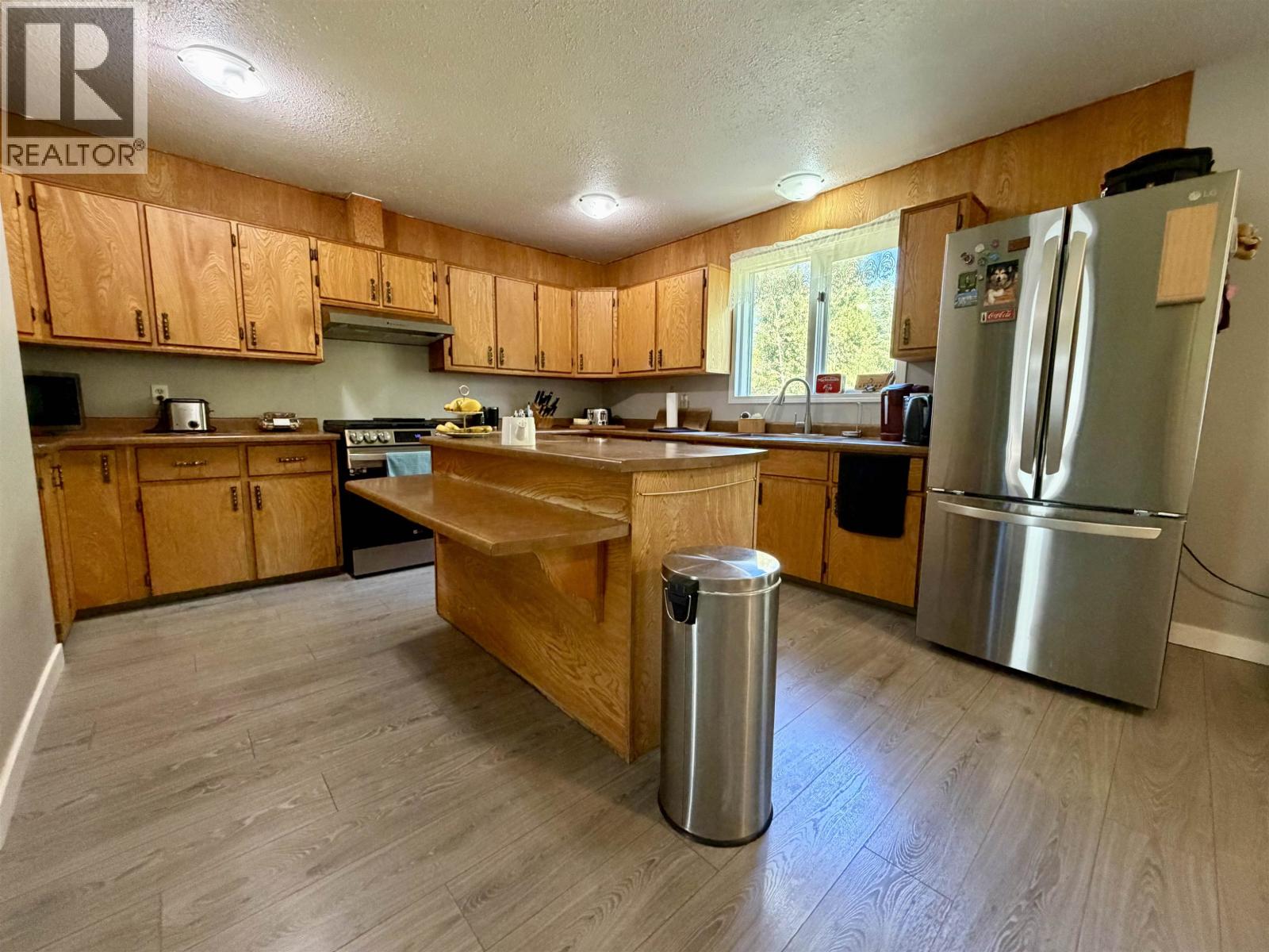 8490 LOUISE DRIVE - 6