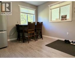 Laundry room - 8490 Louise Drive, Prince George, BC V2N6G4 Photo 9