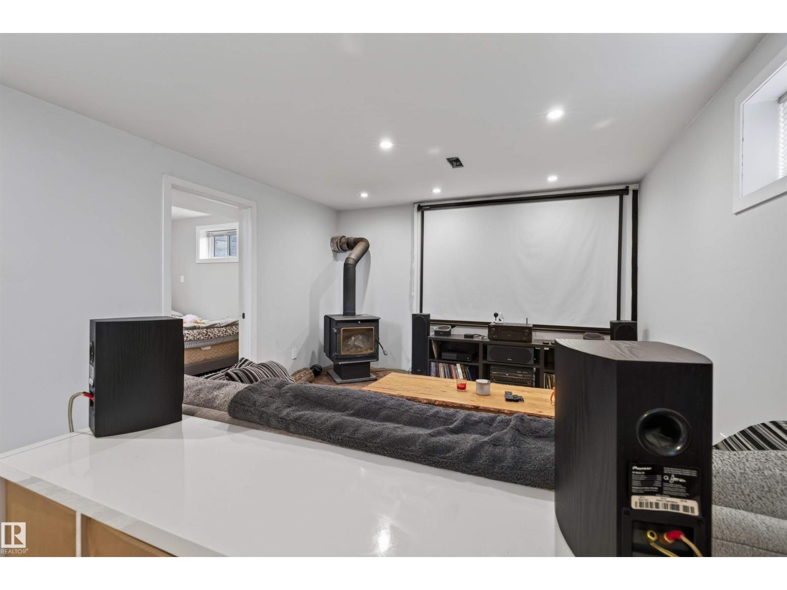21419 TWP 542 - Image 43