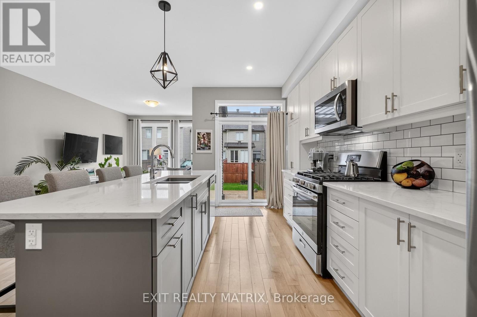 32 DUNCANVILLE STREET - Image 11