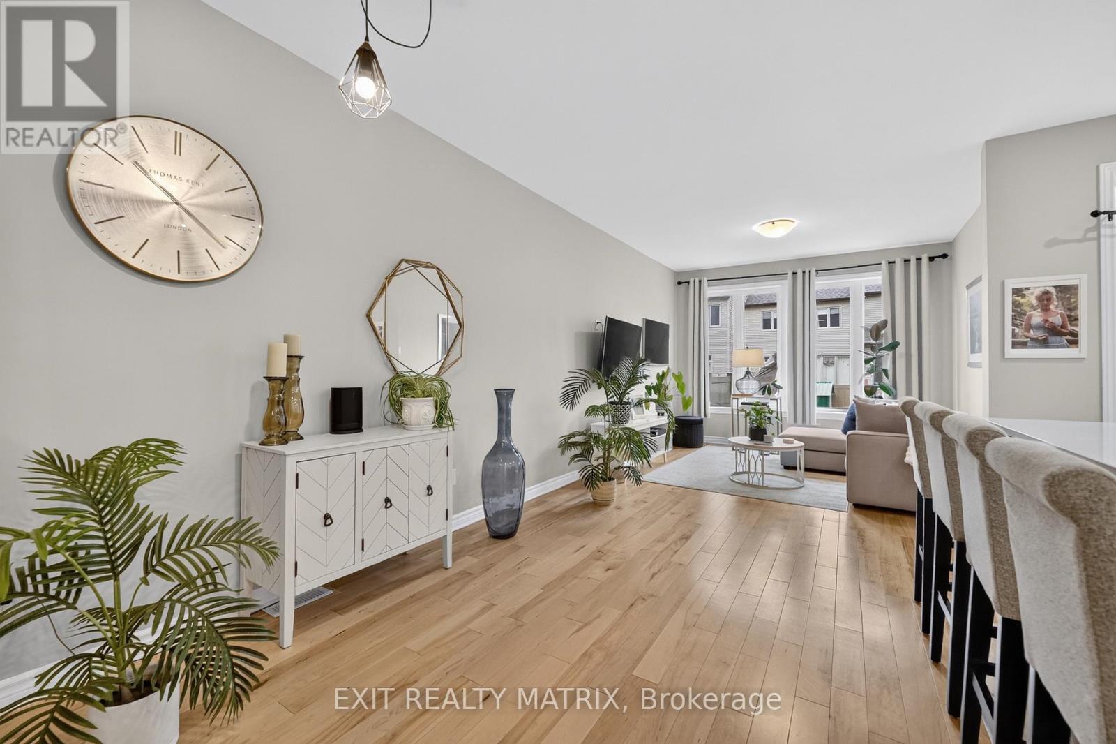 32 DUNCANVILLE STREET - Image 12