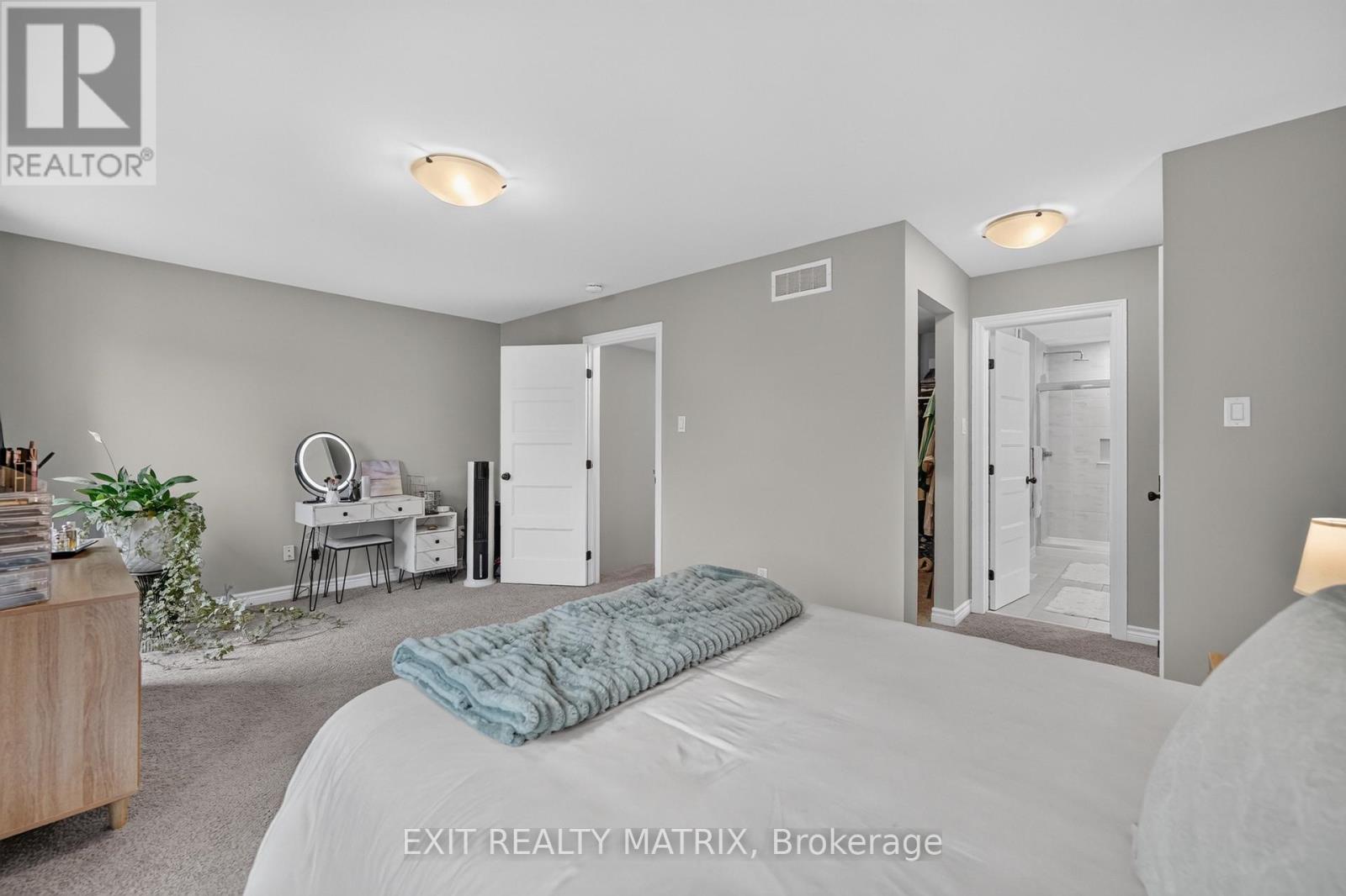 32 DUNCANVILLE STREET - Image 20