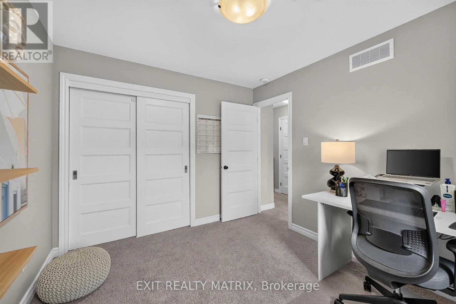 32 DUNCANVILLE STREET - Image 25