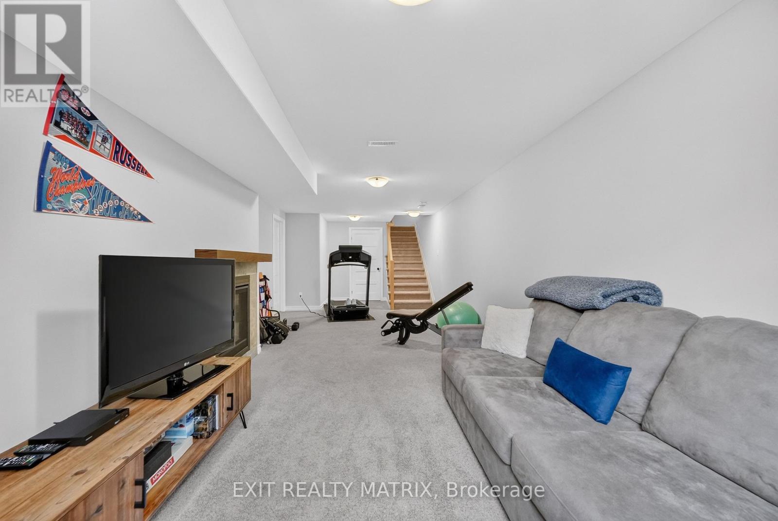 32 DUNCANVILLE STREET - Image 31