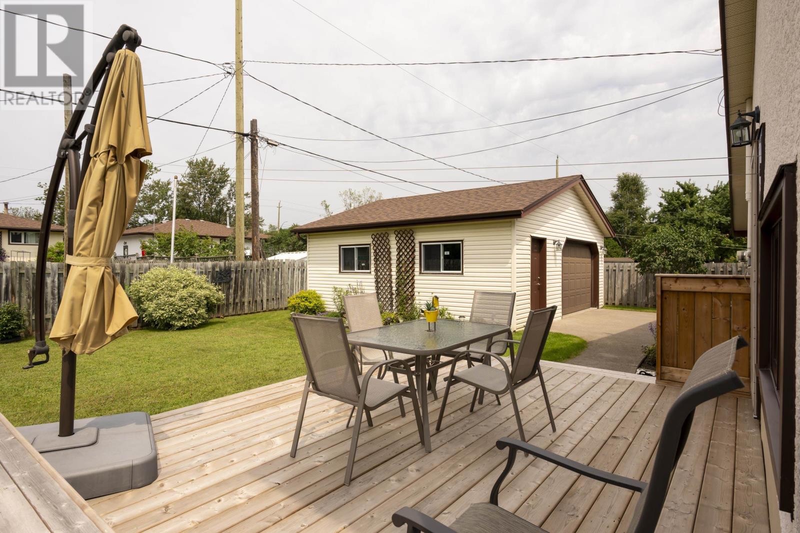 236 Poplar Ave - Image 28