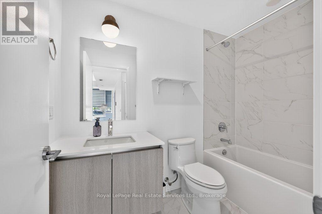 #332 405 DUNDAS STREET W - Image 29