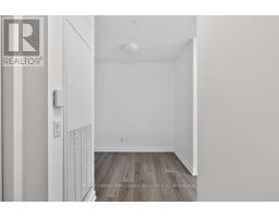 Bathroom - 332 - 405 Dundas Street W, Oakville, ON L6M4M2 Photo 7
