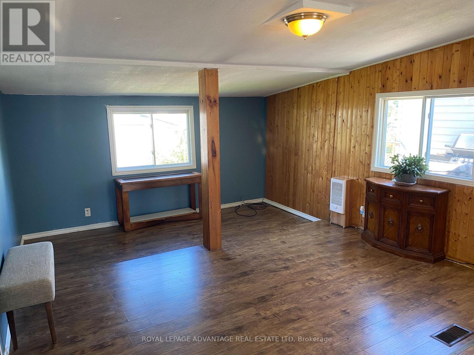 4 KAVANAGH DRIVE - 8
